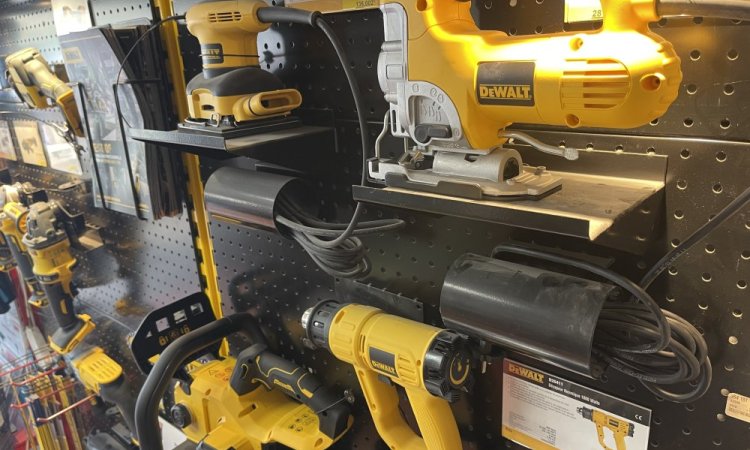 Rayon Dewalt